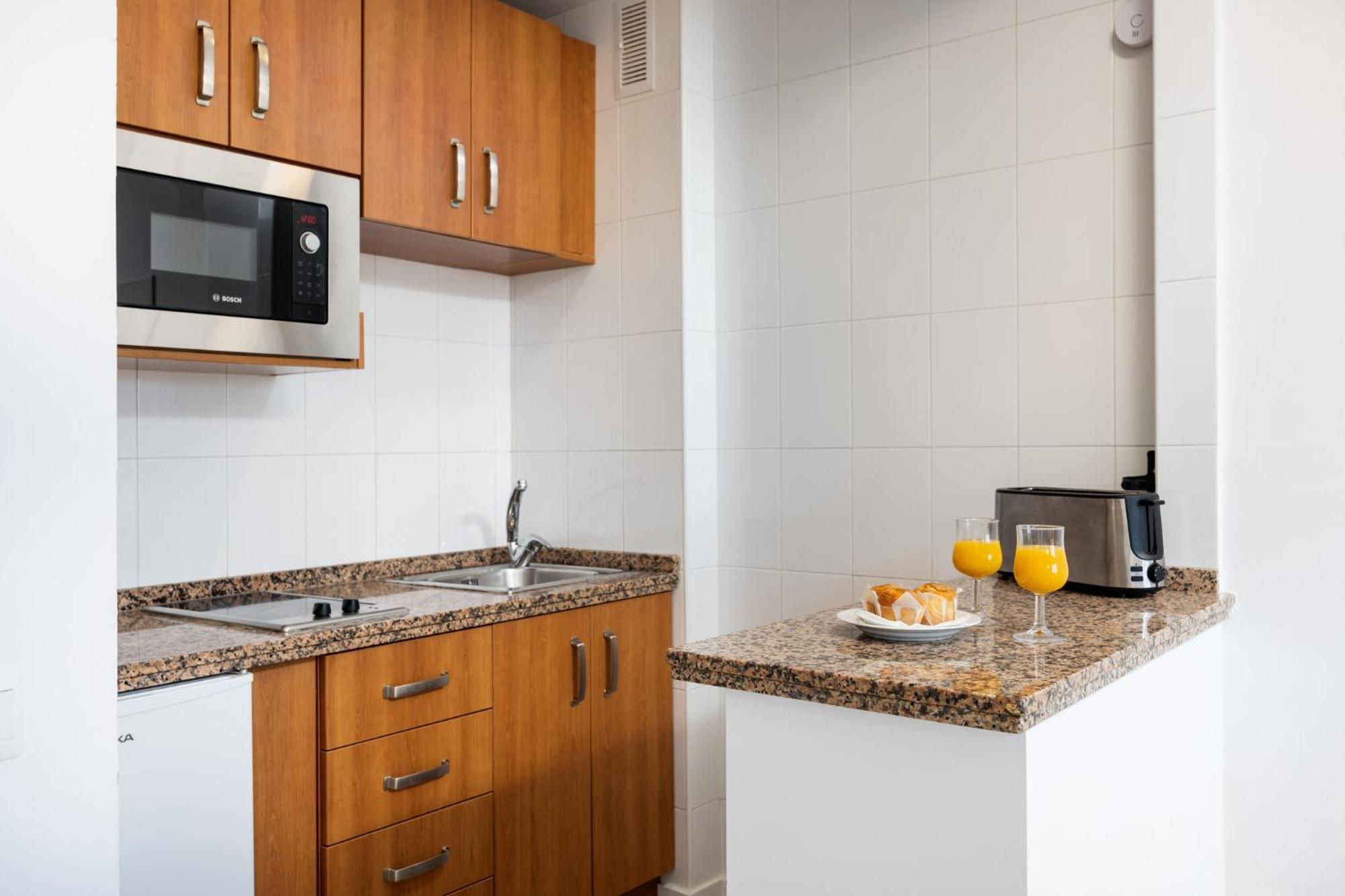 Benalbeach Premium Apartments By Alfresco Stays Benalmádena Exterior foto